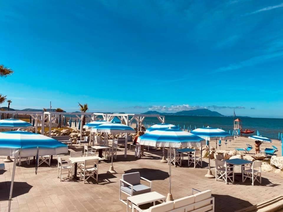 Sabbia D'Argento Hotel Giugliano In Campania Bagian luar foto